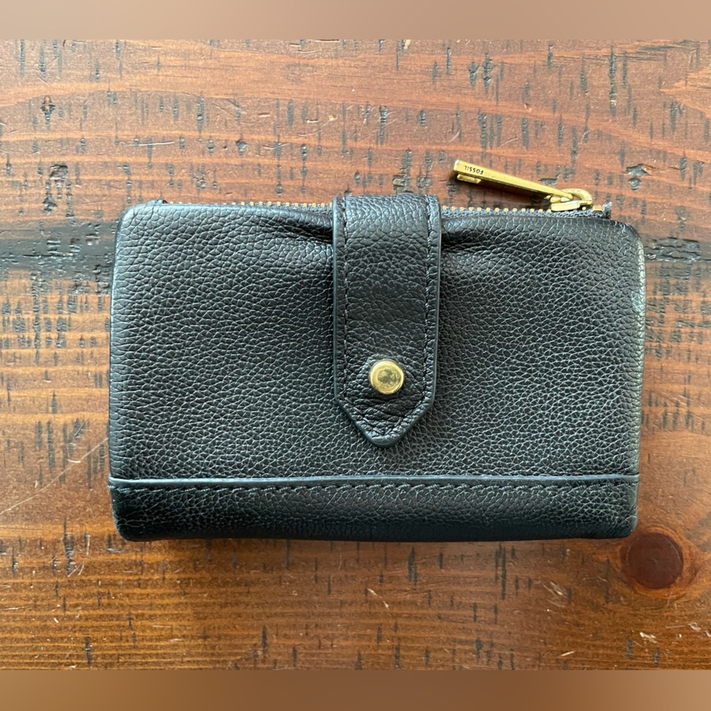 Vintage Fossil black leather small tab bifold wallet ~
